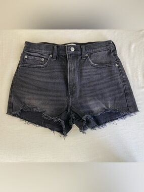 Abercrombie & Fitch jean Shorts Women 27 size 4 Black The Mom short high rise